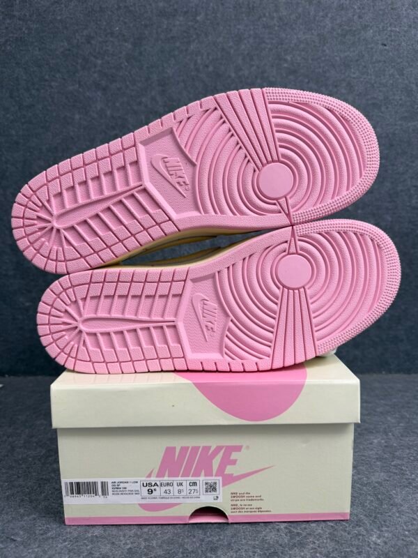 Jordan 1 Retro Low OG SP Travis Scott