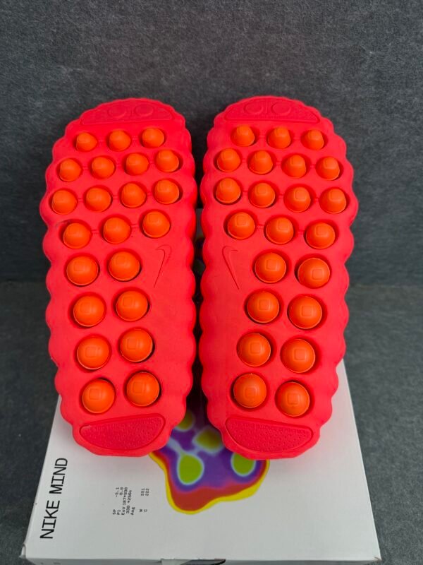 Nike Mind 001 Slide Solar Red
