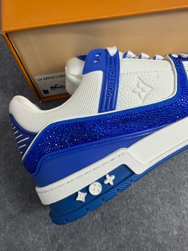 LOUIS VUITTON Trainer Blue diamond