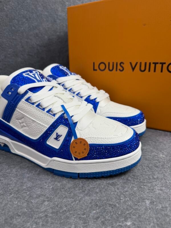 LOUIS VUITTON Trainer Blue diamond