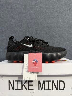 IMG_8673 Nike Mind 002 Black Hyper Crimson