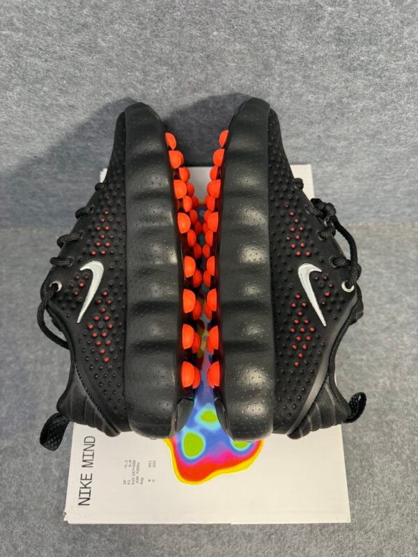 Nike Mind 002 Black Hyper Crimson