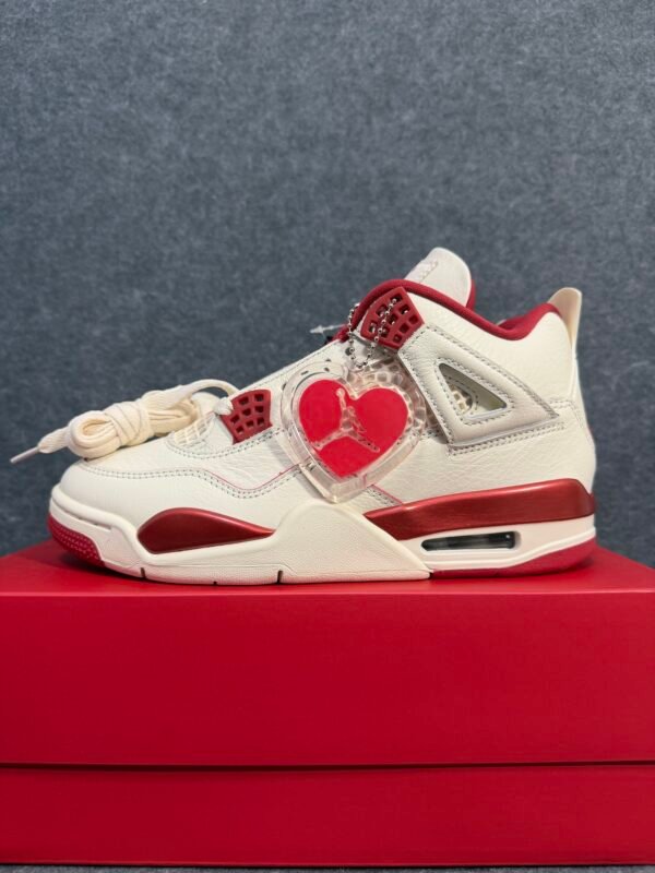 Jordan 4 Retro Valentine’s Day