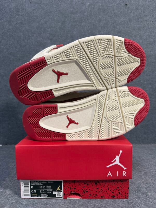 Jordan 4 Retro Valentine’s Day