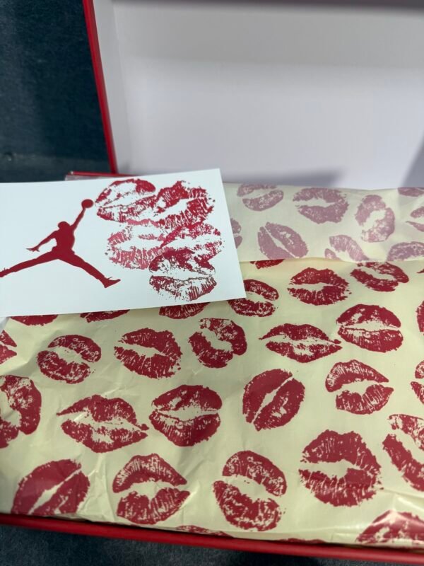 Jordan 4 Retro Valentine’s Day