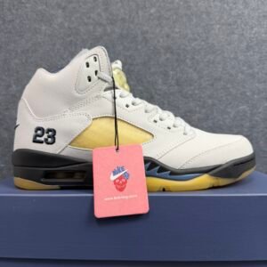 Jordan 5 Retro A Ma Maniére Dawn