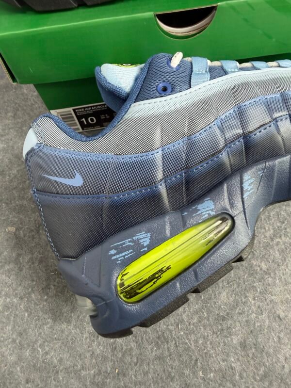 Nike Air Max Muscle 95 Yu-Gi-Oh! Joey (with Promo Card)