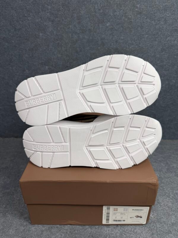 Burberry Ramsey Vintage Check Suede Leather Archive Biege White