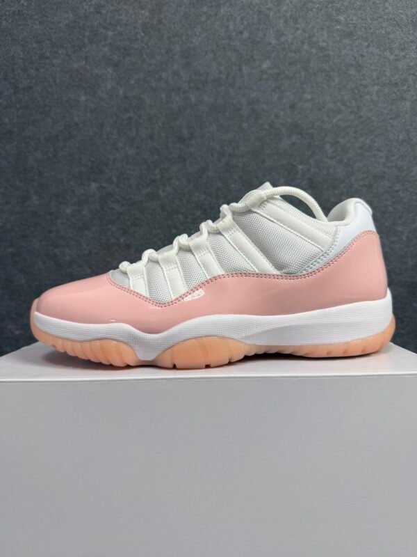 Air Jordan 11 Retro Low ‘Legend Pink’