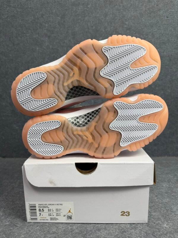 Air Jordan 11 Retro Low ‘Legend Pink’