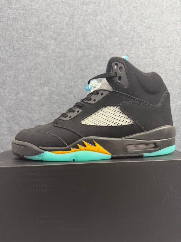 Air jordan 5"Aqua"