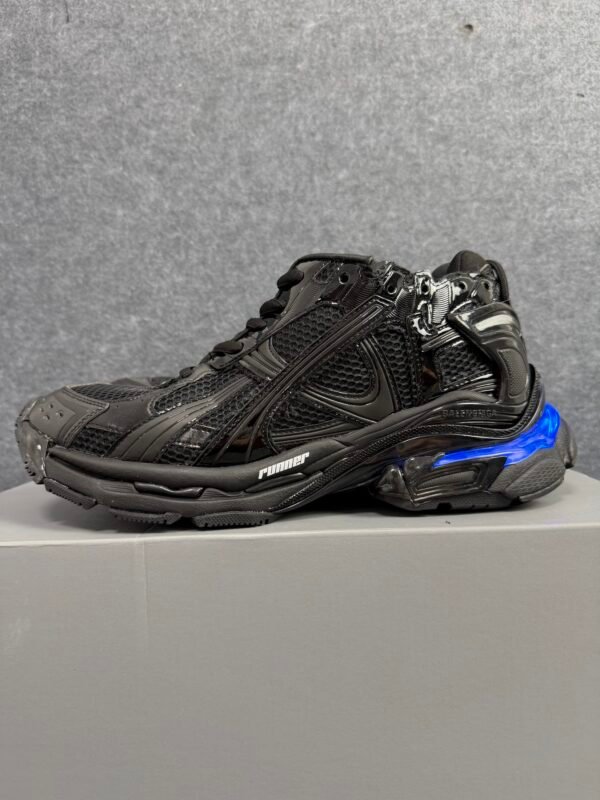 Balenciaga Runner LED Black