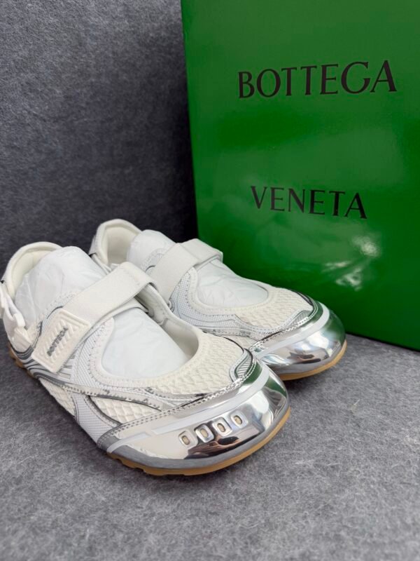 Bottega Veneta Orbit Flash