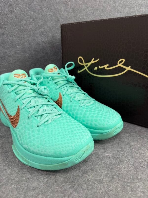 Nike Kobe 6 Protro Jalen Brunson Statue of Liberty
